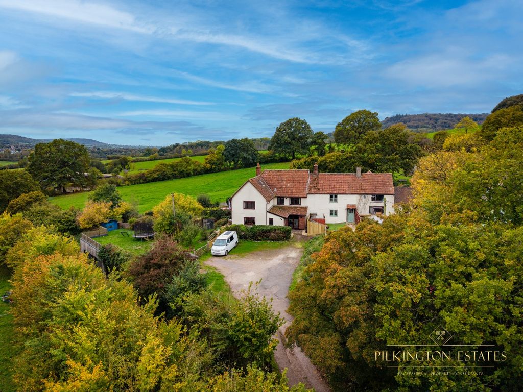 Property photo 1 of 22 4570482