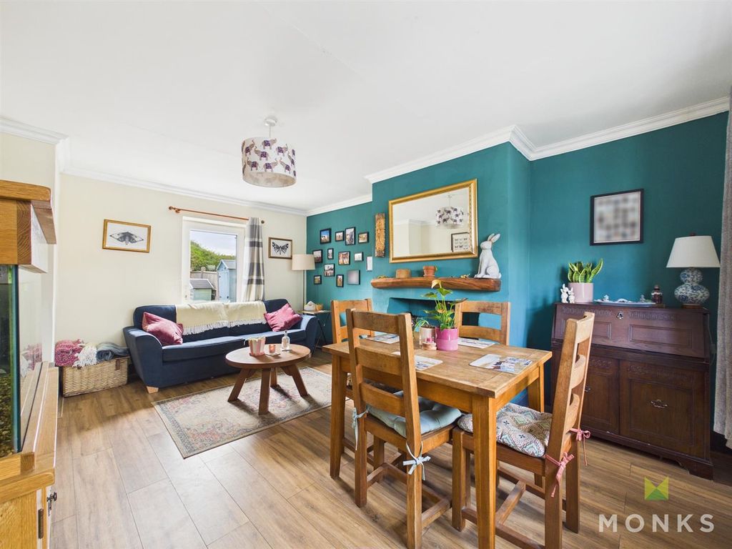 Property photo 2 of 10 6953088077B9404B8B4E534700F5c10A_100_Cam01420G0-Pr