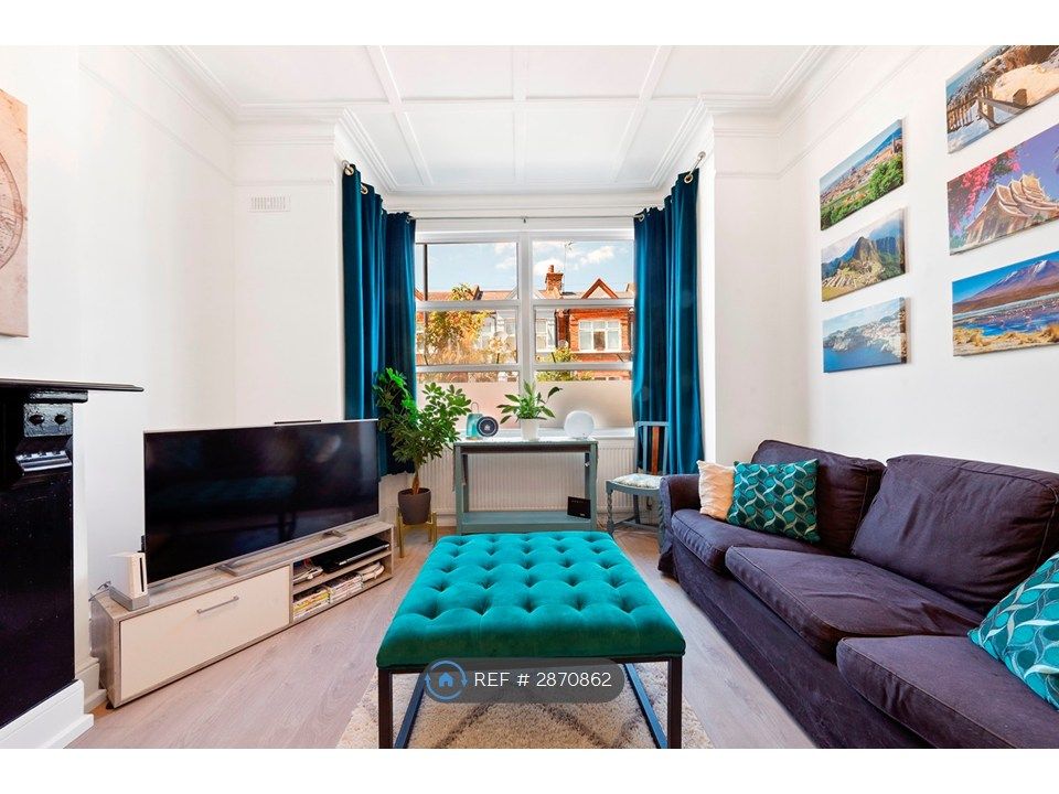 Property photo 2 of 16 Living Room