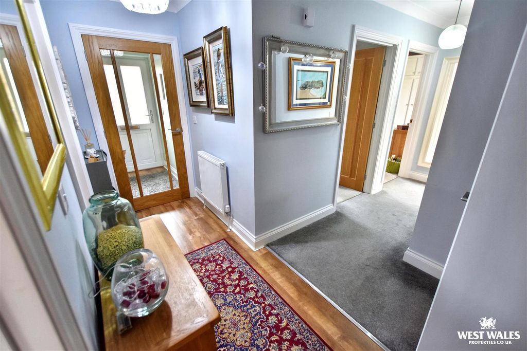 Additional image 6 of 3 bed detached bungalow for saleGibbas Way, Pembroke SA71