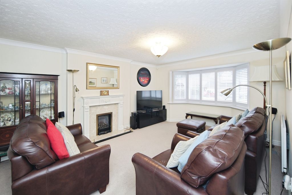 Property photo 3 of 22