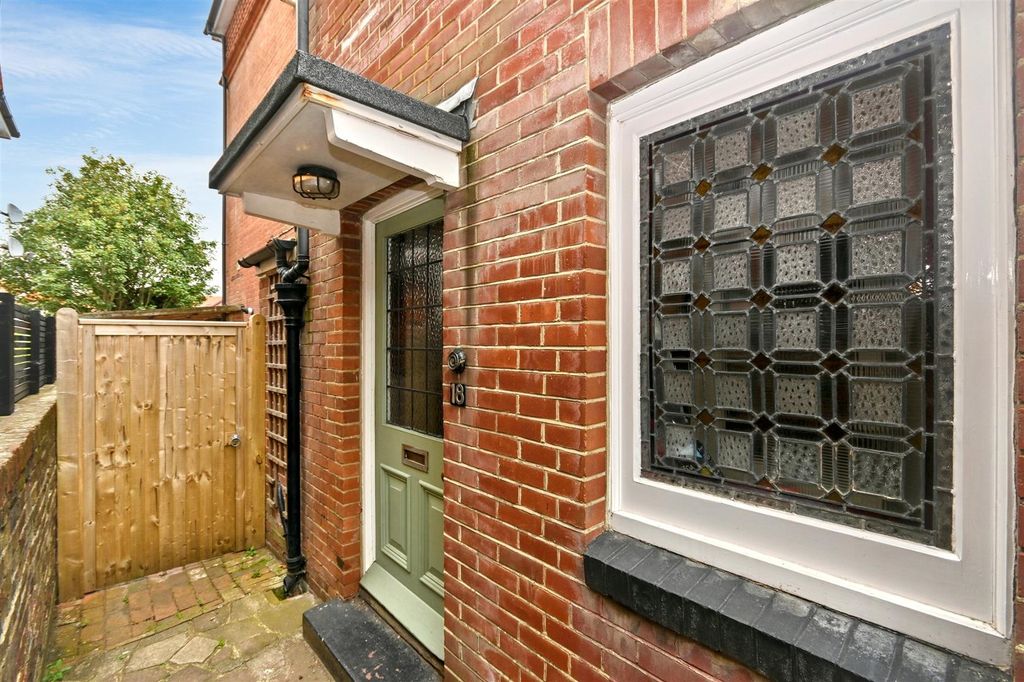 Additional image 25 of 3 bed flat for saleArlington Road, Eastbourne BN21