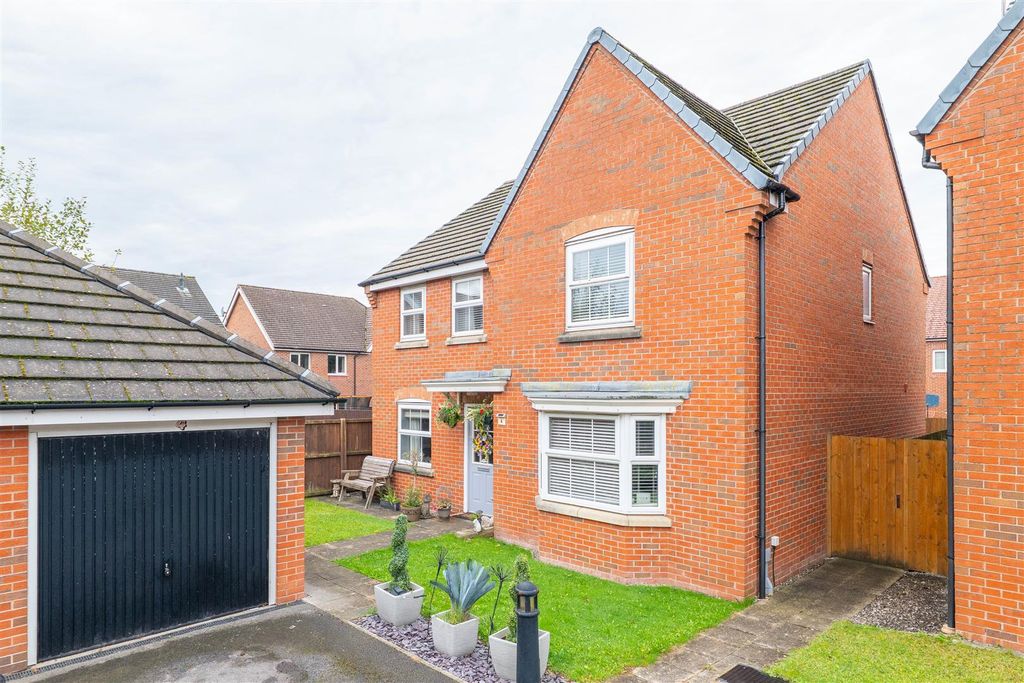 Property photo 1 of 38 Front External