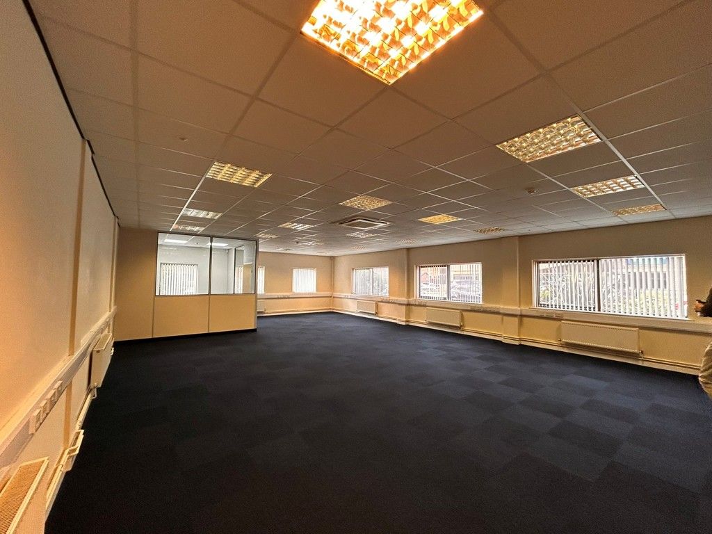 Property photo 3 of 6 Photo 4