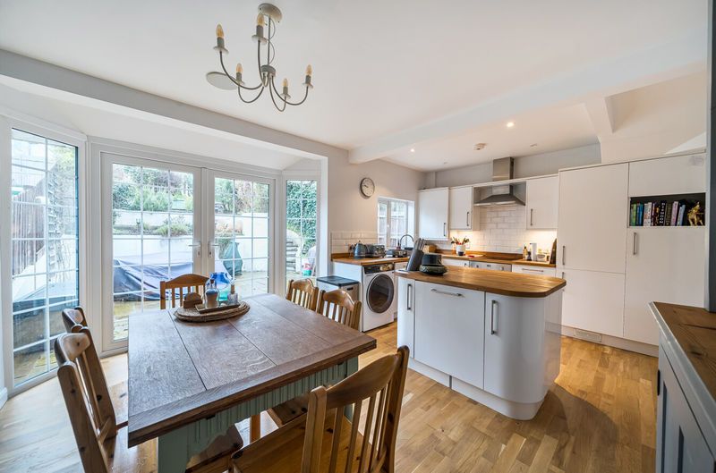 Property photo 2 of 16 Photo 16