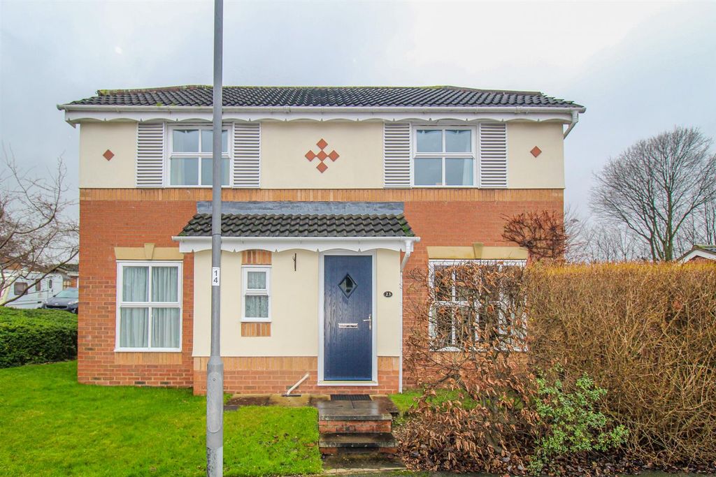 Property photo 1 of 12