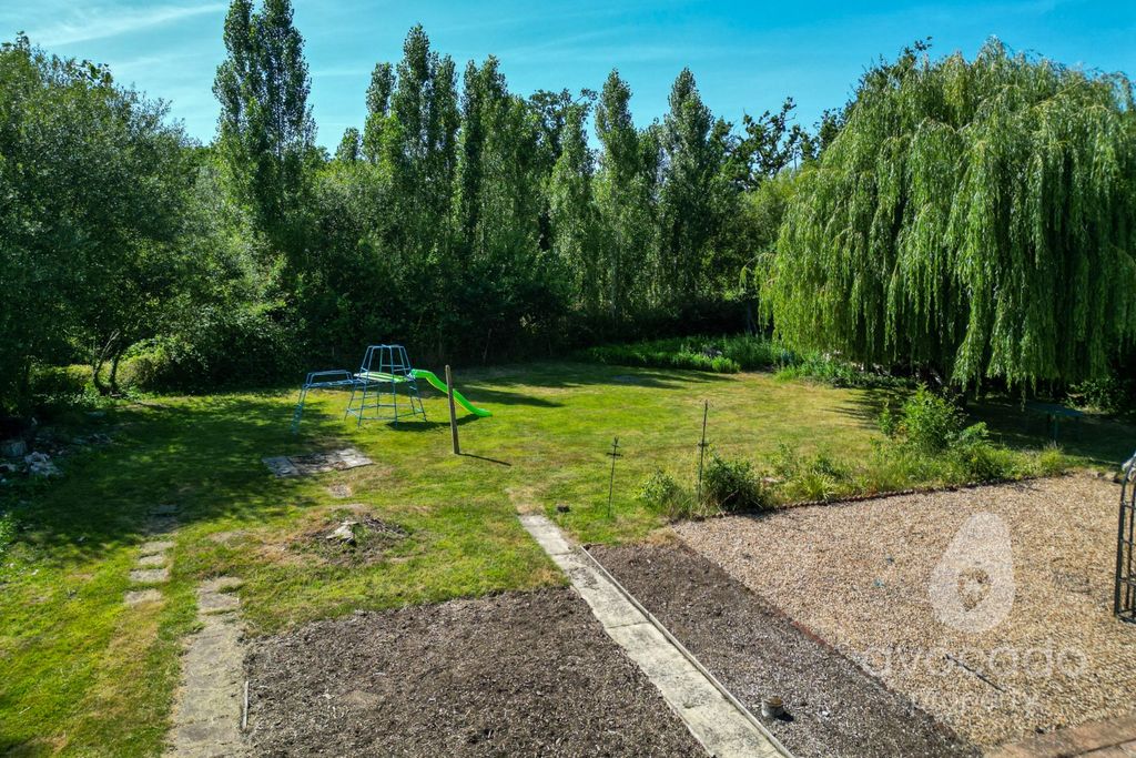Property photo 2 of 17 5311765