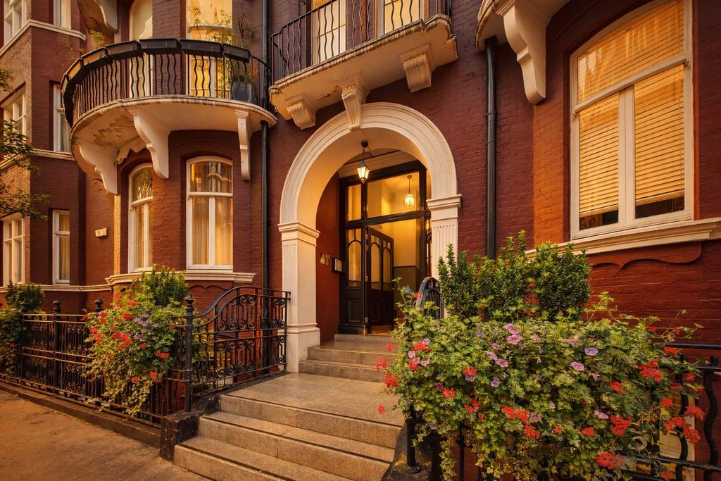 Property photo 1 of 12 28E98533-4Edd-45F2-9345-78F19A1150B5.Png