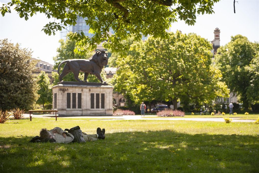 Property photo 3 of 73 Forbury Gardens (2).Jpg