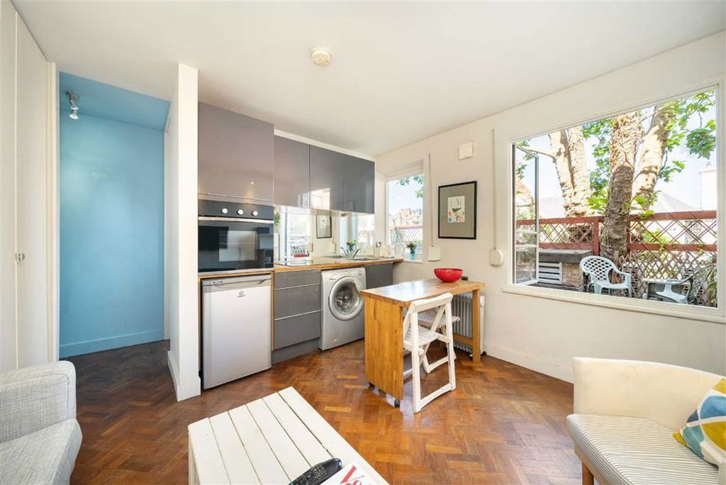 Property photo 2 of 5