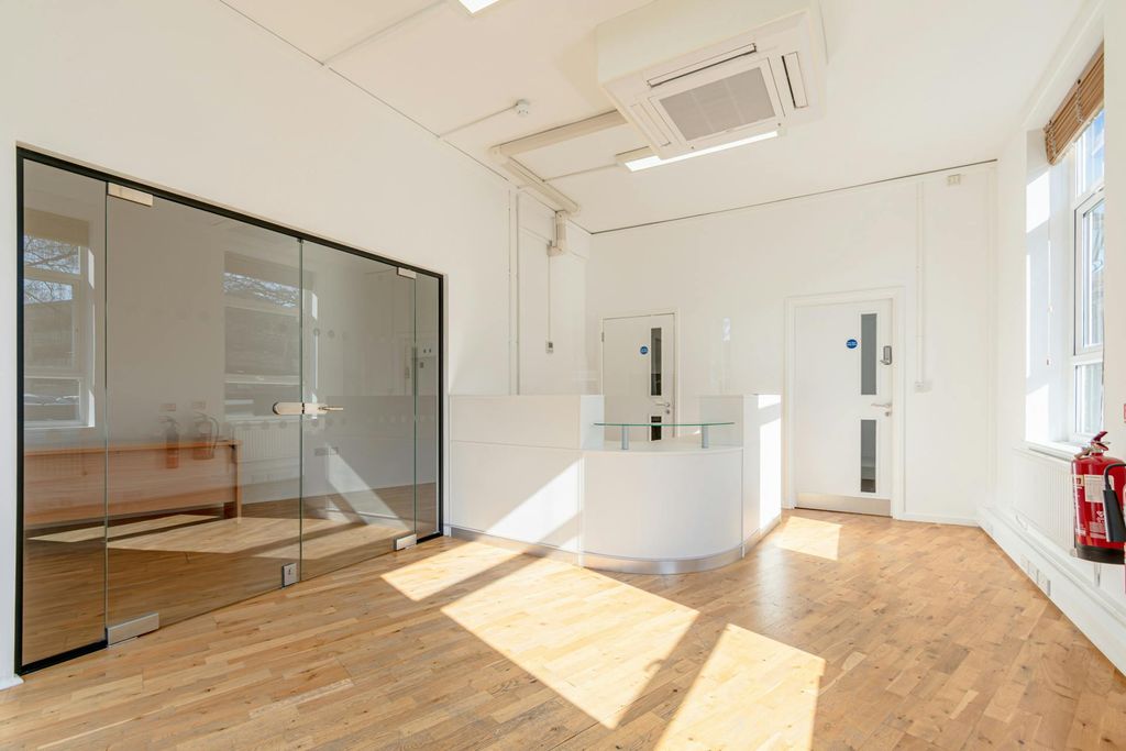 Property photo 2 of 7 2.Jpg
