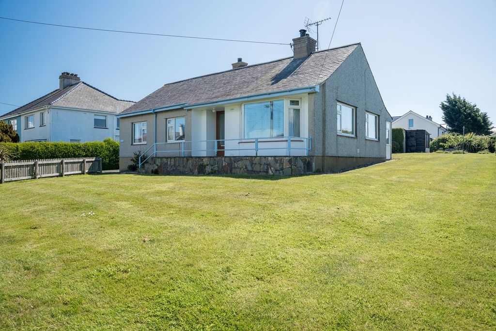 Property photo 1 of 27