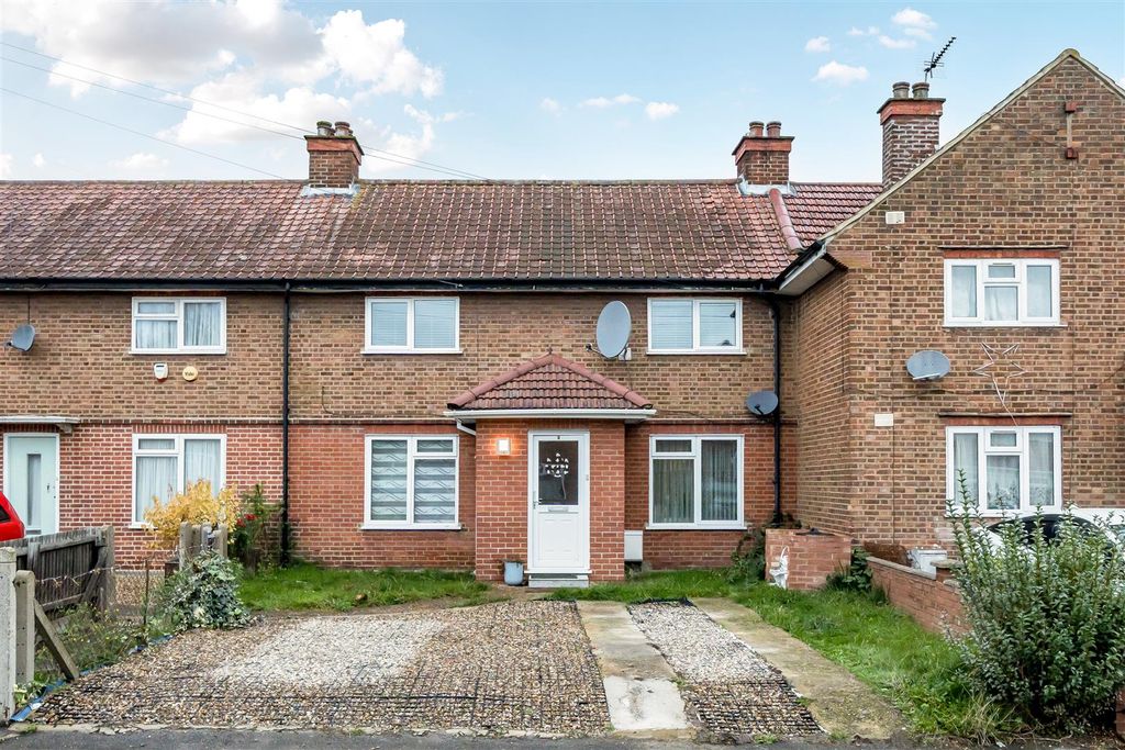 Property photo 2 of 20 Front