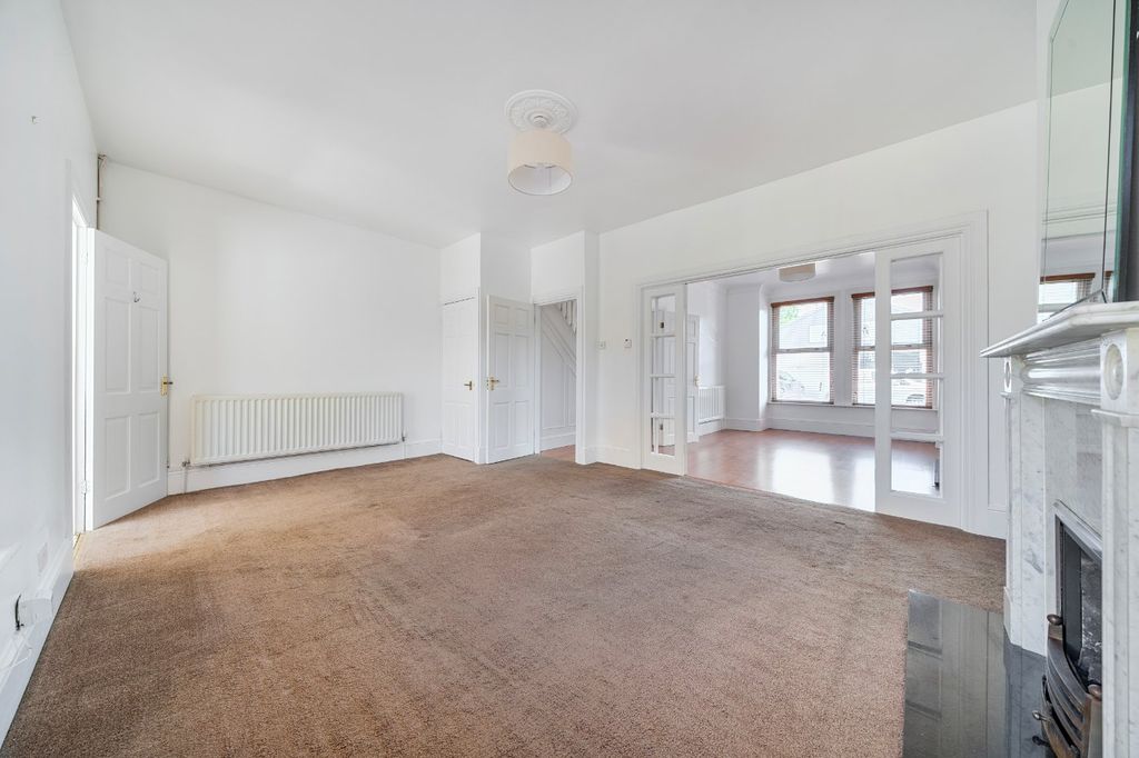 Property photo 3 of 20 Picture No. 17