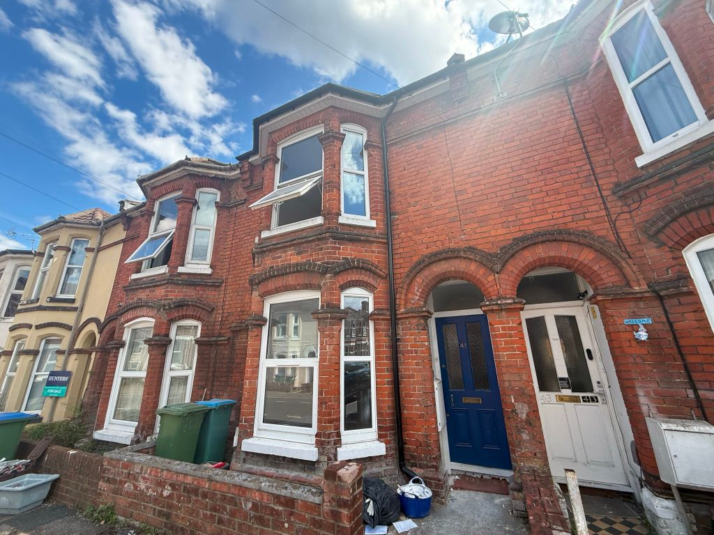 Property photo 1 of 8