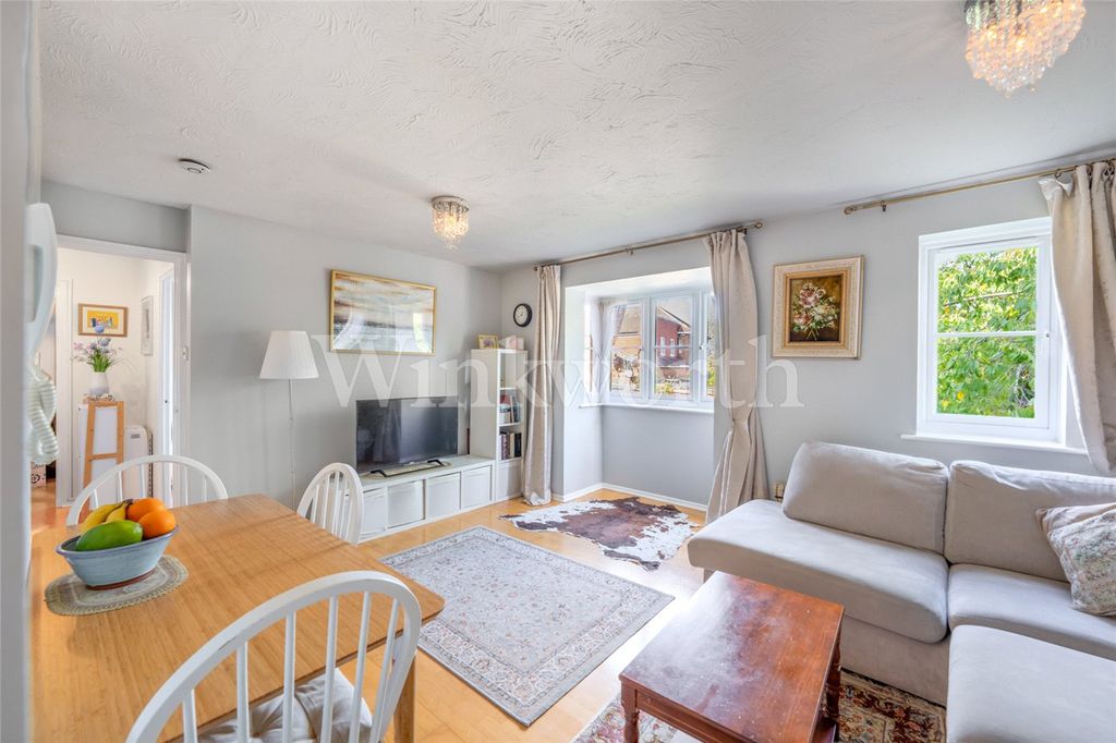 Property photo 1 of 9 Picture No. 06