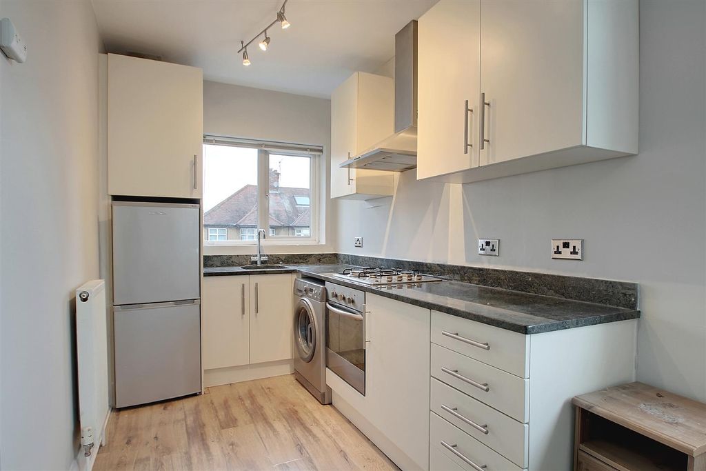 Property photo 1 of 5 Dpp_0005.Jpg