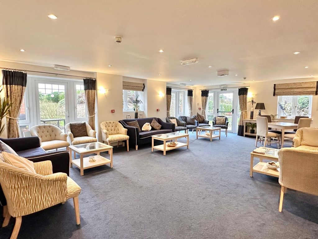 Property photo 3 of 18