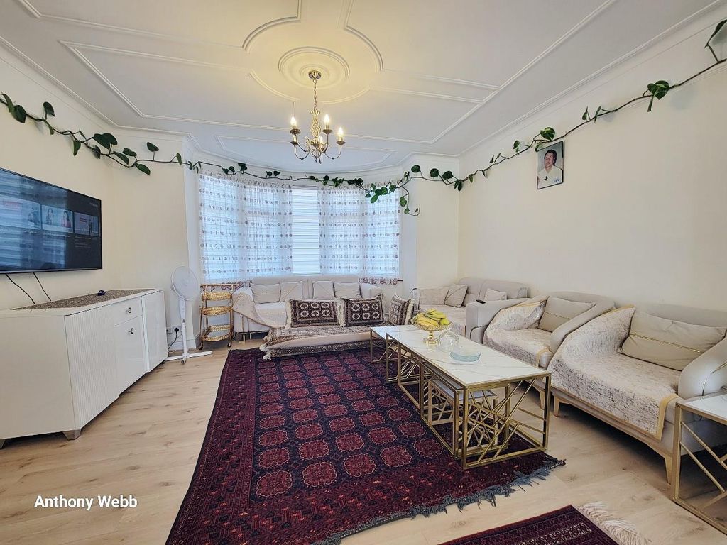 Property photo 2 of 14 Living Area