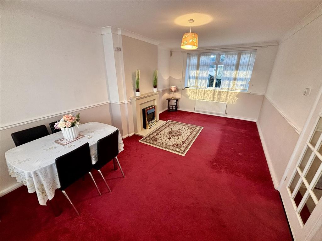 Property photo 3 of 12 Living Room