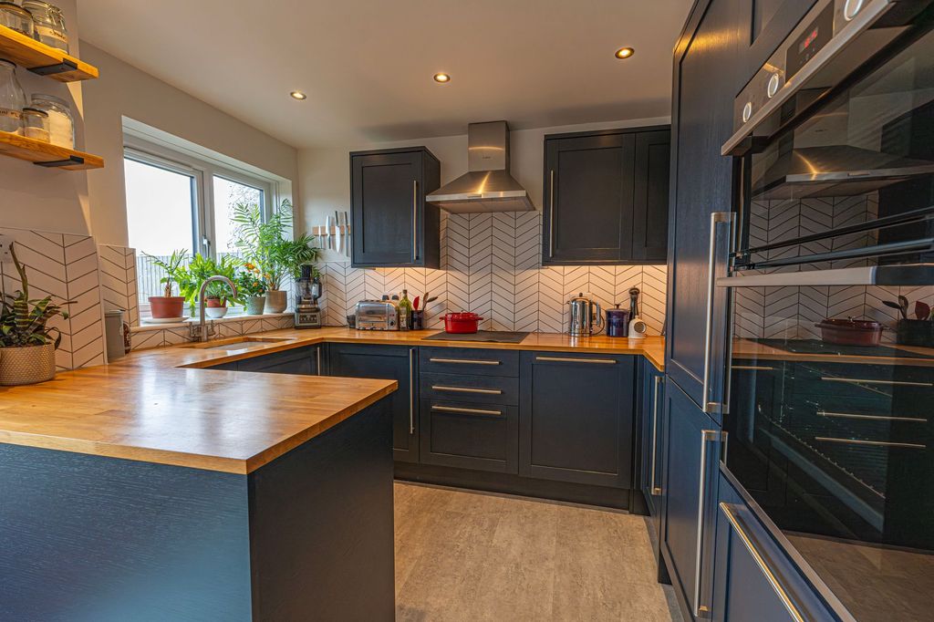 Additional image 7 of 3 bed link detached house for saleWalnut Drive, Caerleon NP18
