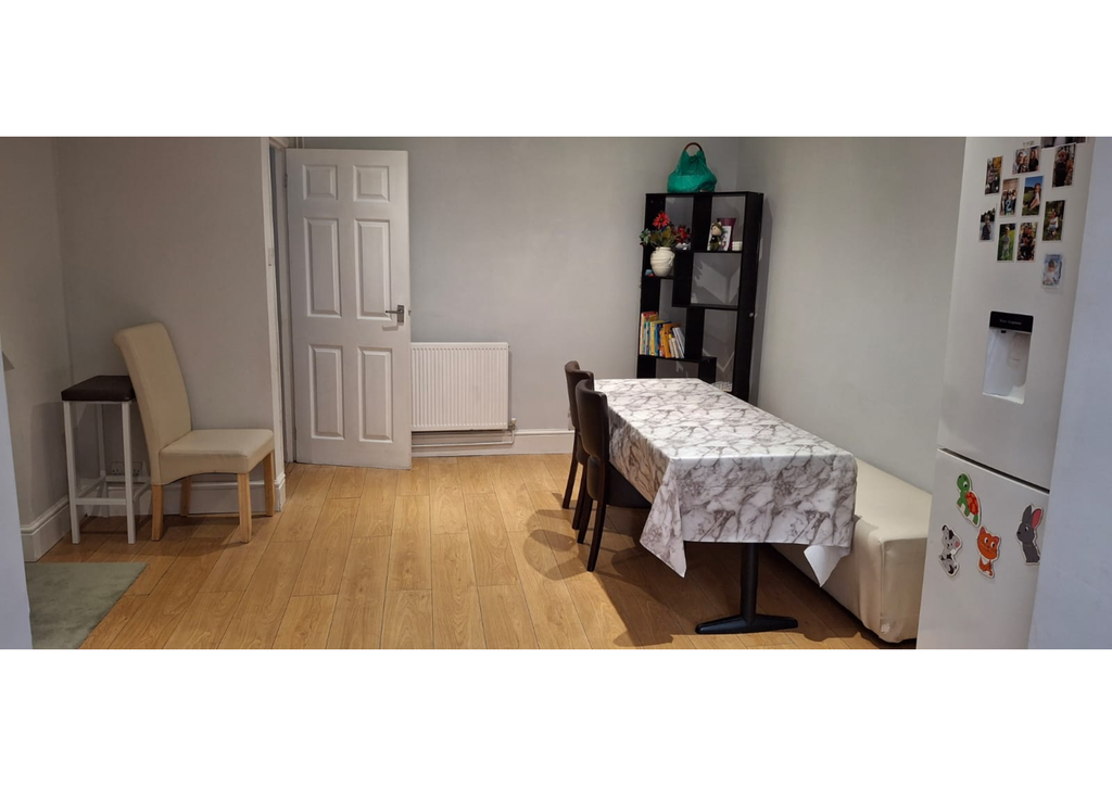 Property photo 2 of 14 Gallery