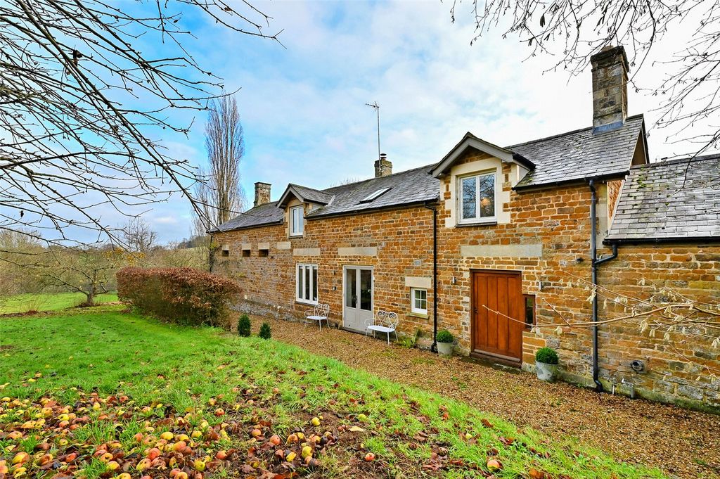 Property photo 1 of 14 Front Exterior