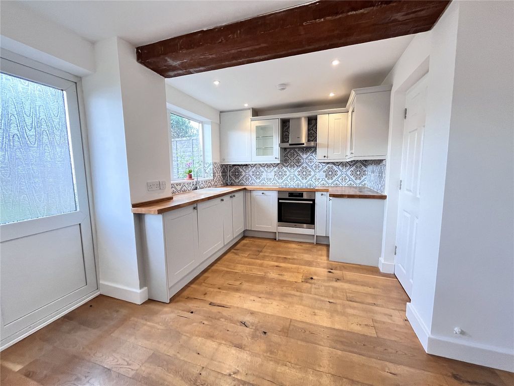 Property photo 2 of 14 Picture No. 05