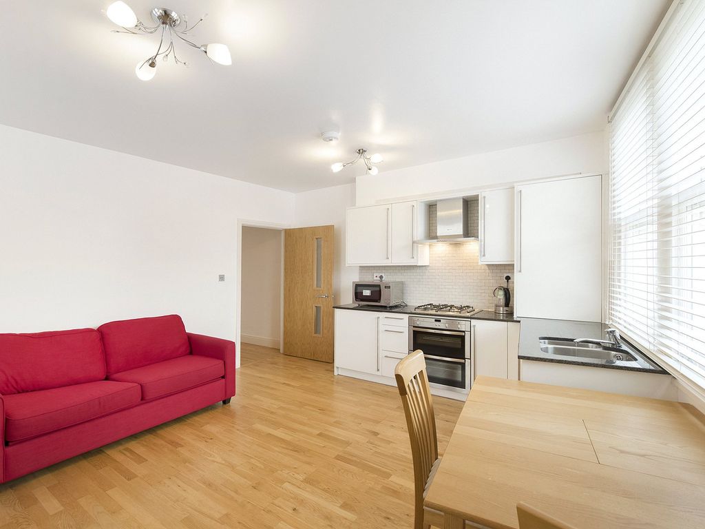 Property photo 1 of 9 Chancery Station