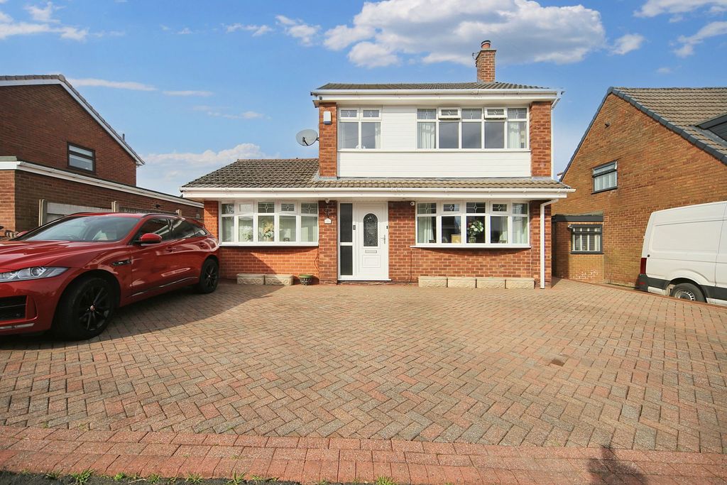 Property photo 1 of 24