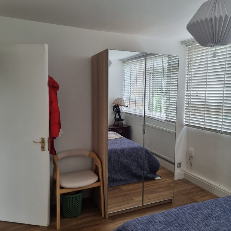 Property photo 3 of 4