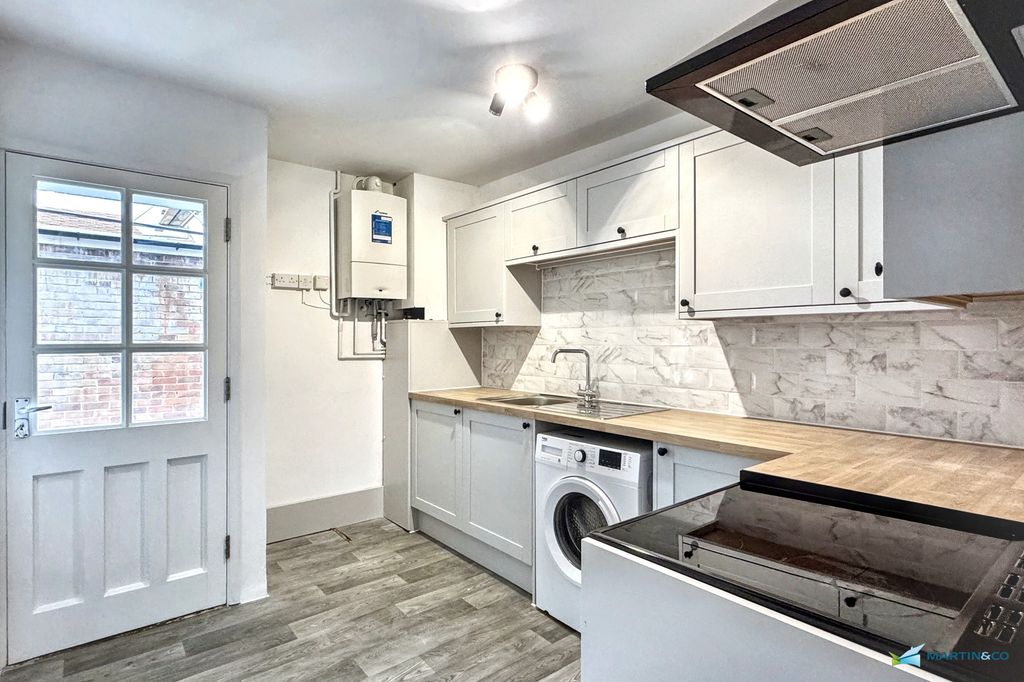 Property photo 3 of 18 Img_3547