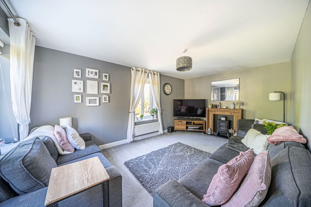 Property photo 2 of 26