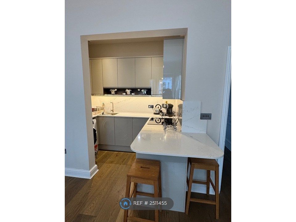 Property photo 3 of 16 Kitchen Open Plan