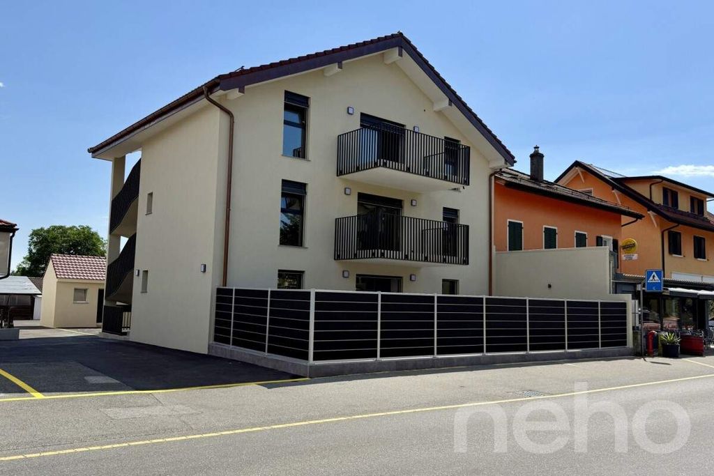 Property photo 2 of 13