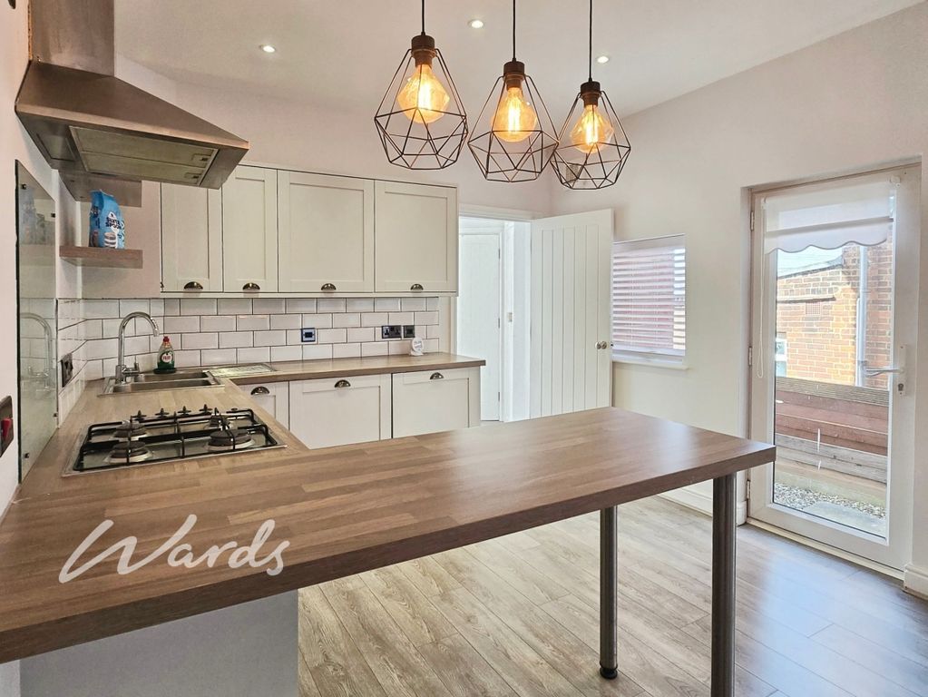 Property photo 3 of 15 10899293-5129