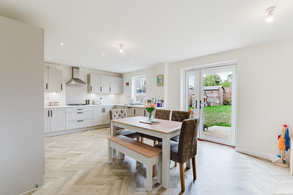 Property photo 3 of 32 43 Old Stratford Close, Barton Seagrave (13 Of 32)