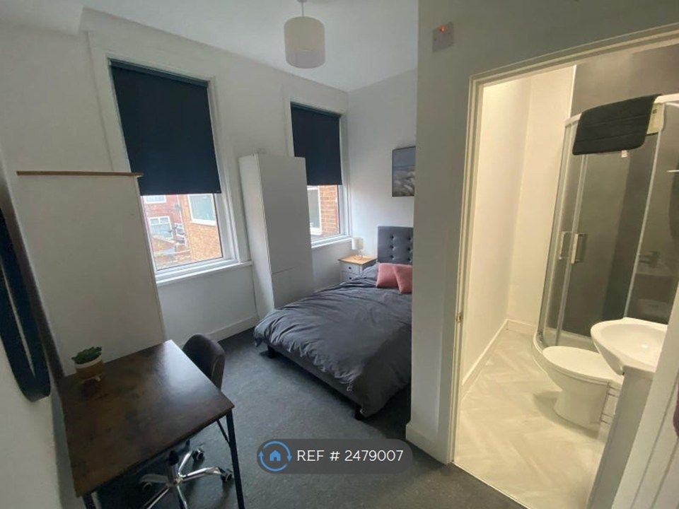 Property photo 2 of 7 Room 1
