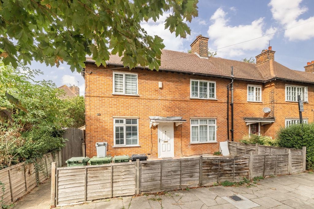 Property photo 2 of 16
