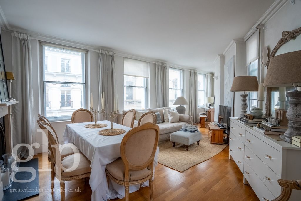 Property photo 2 of 27 4362875