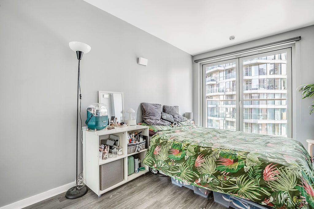 Property photo 2 of 23