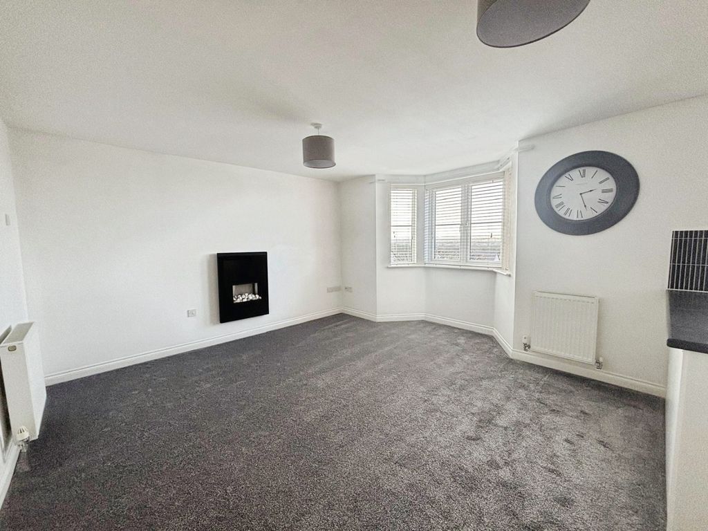 Property photo 2 of 7 Lounge