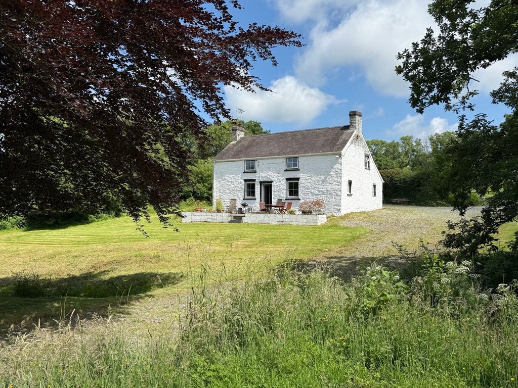 Property photo 1 of 53