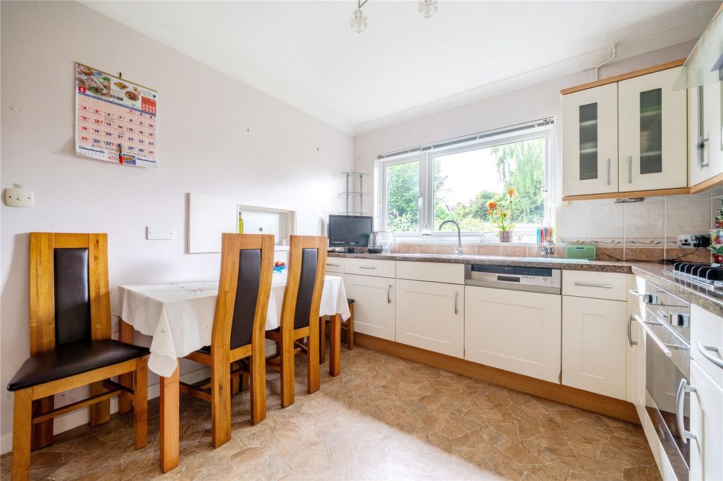 Additional image 5 of 4 bed detached house for saleHeath Road, Petersfield, Hampshire GU31