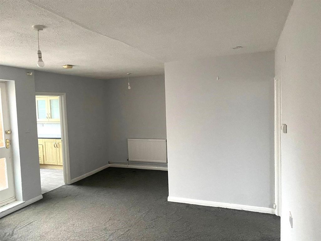 Property photo 2 of 8 Lounge 1.Jpg