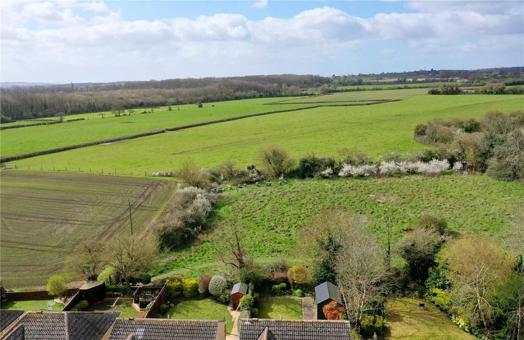 Property photo 3 of 19 Picture No. 23