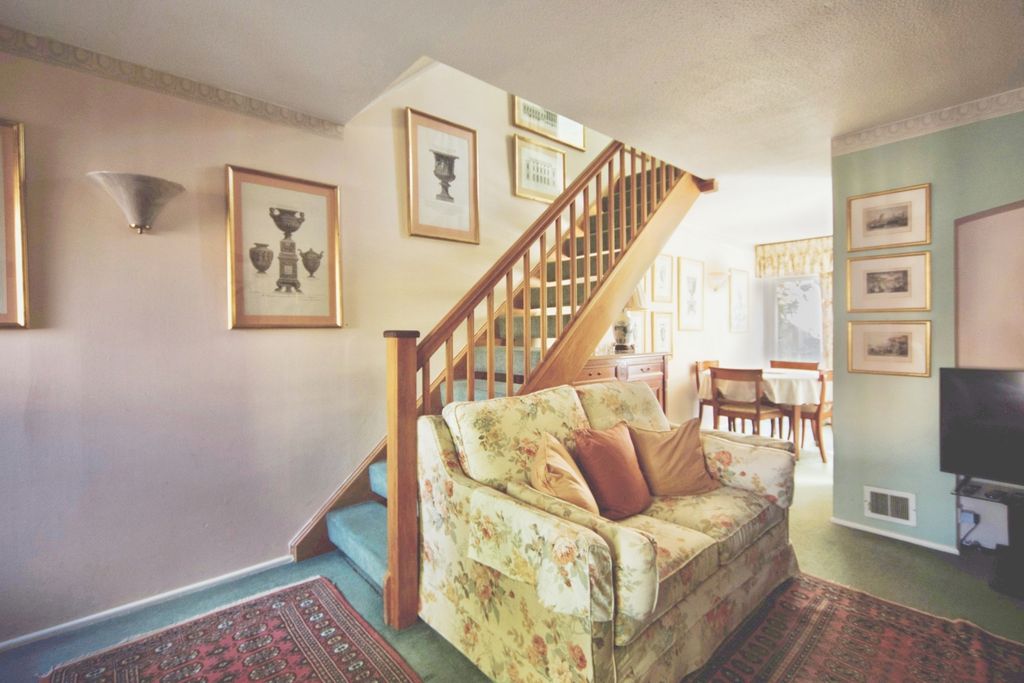 Property photo 3 of 25 Pbox-Img.Jpg
