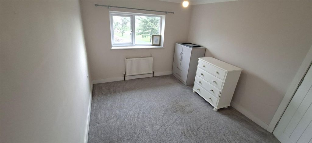 Additional image 11 of 3 bed terraced house to rentJury Lane, Haverfordwest SA61