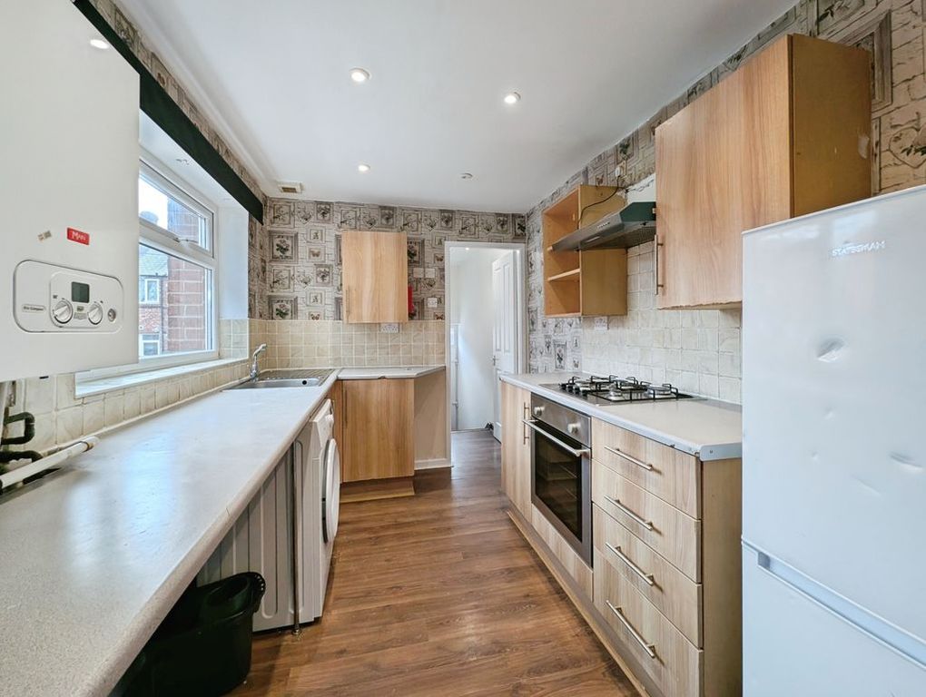 Property photo 2 of 8 Photo 6