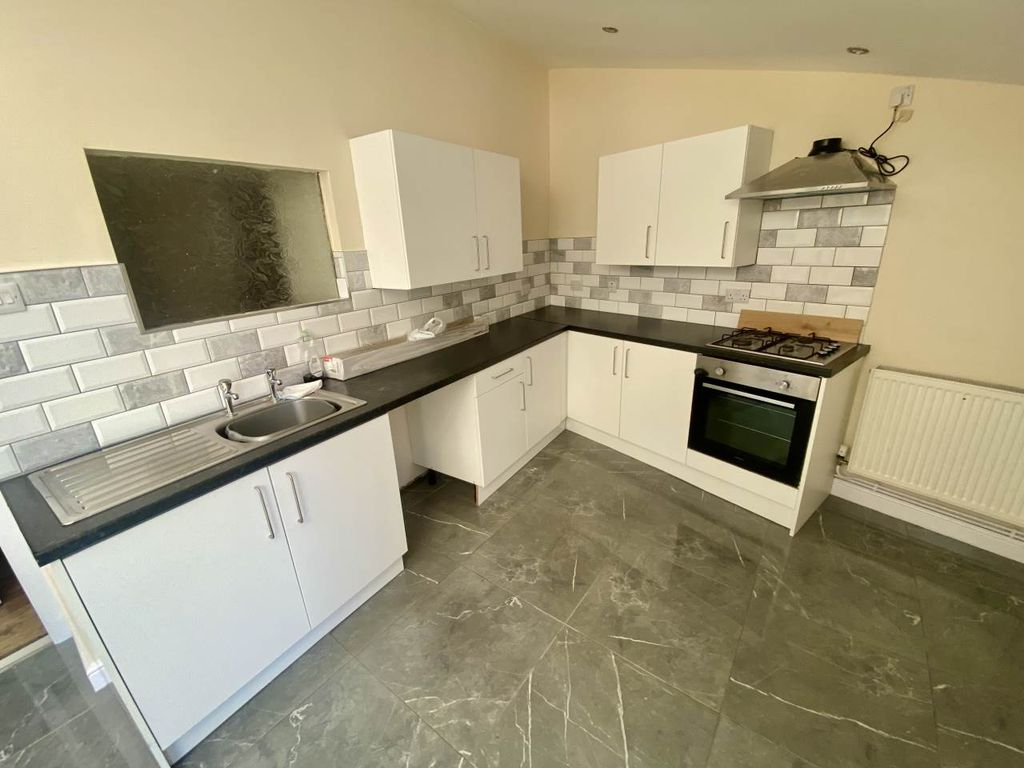 Property photo 2 of 20 Img_7631